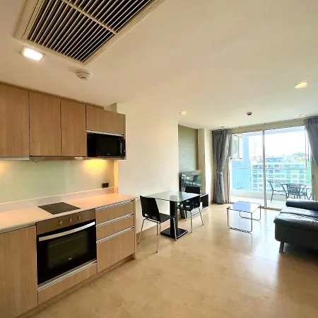 Pra-Tum-Nak The Cliff 1 Bedroom Nice Room!! Perfect Location!!